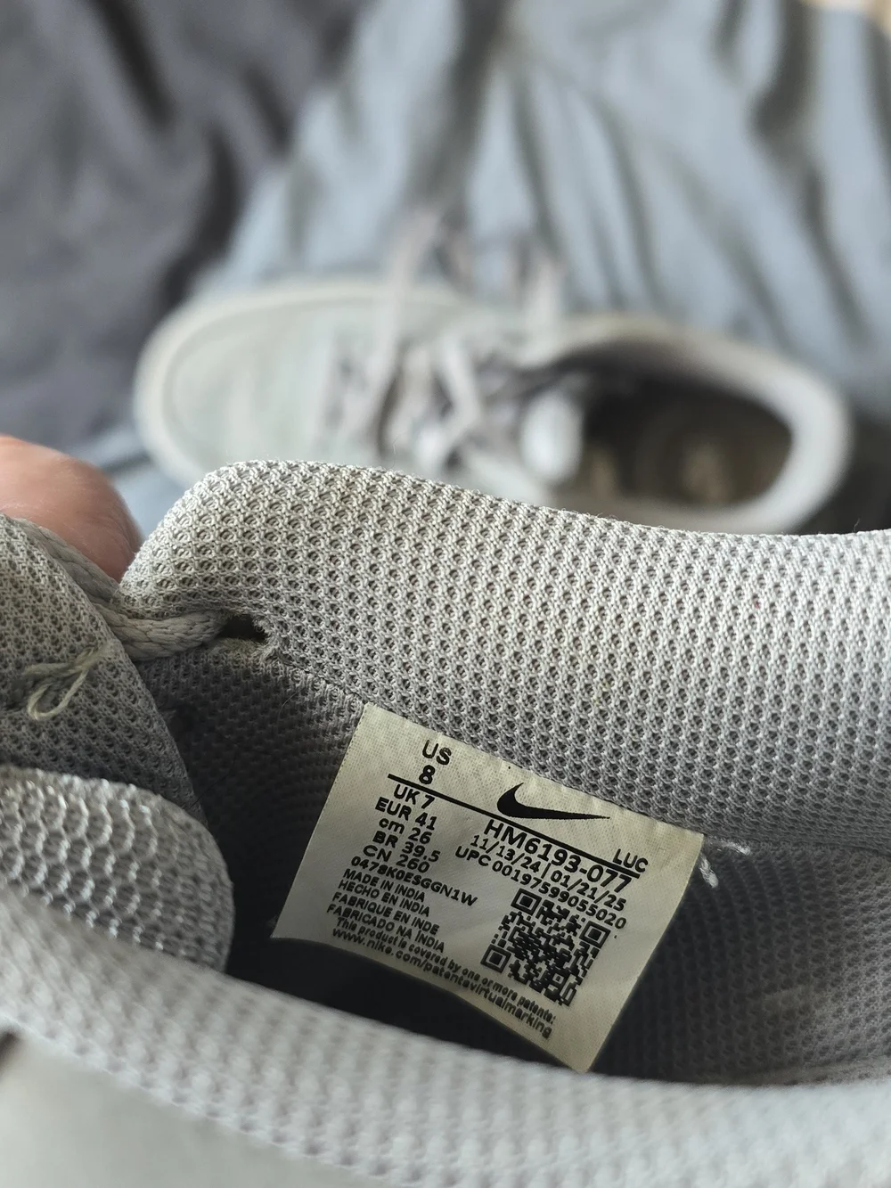 Nike classic gray